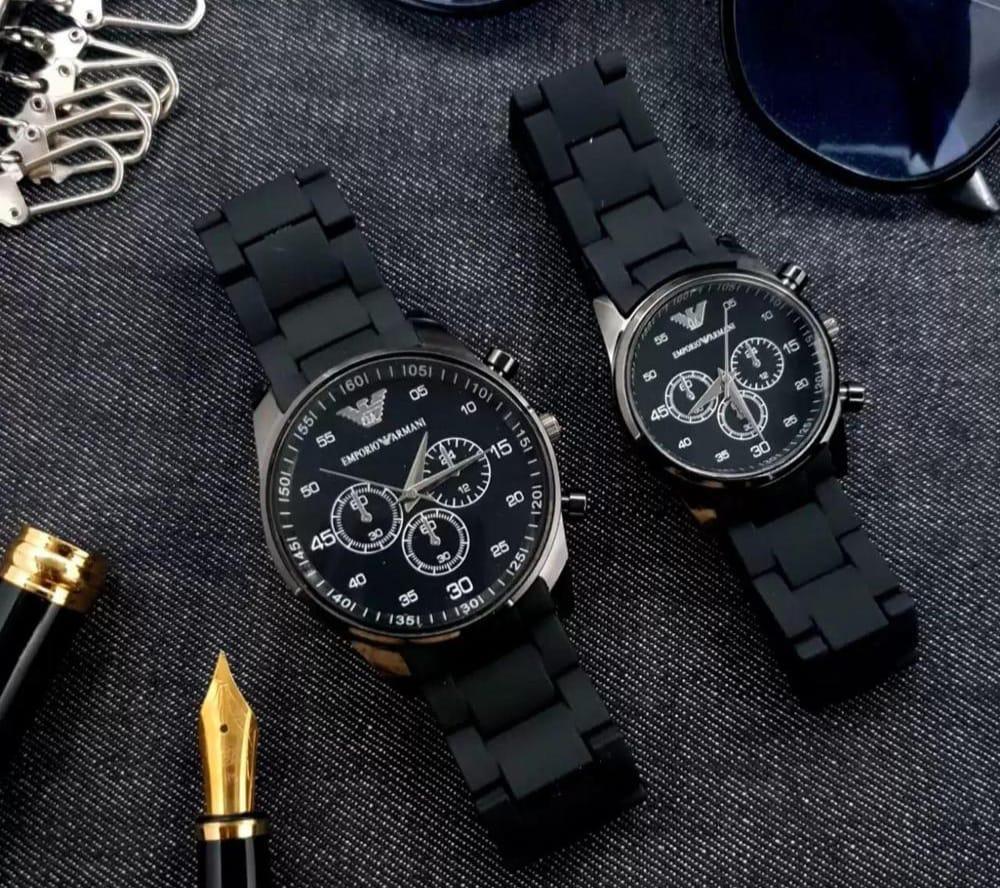 Couple watch  2