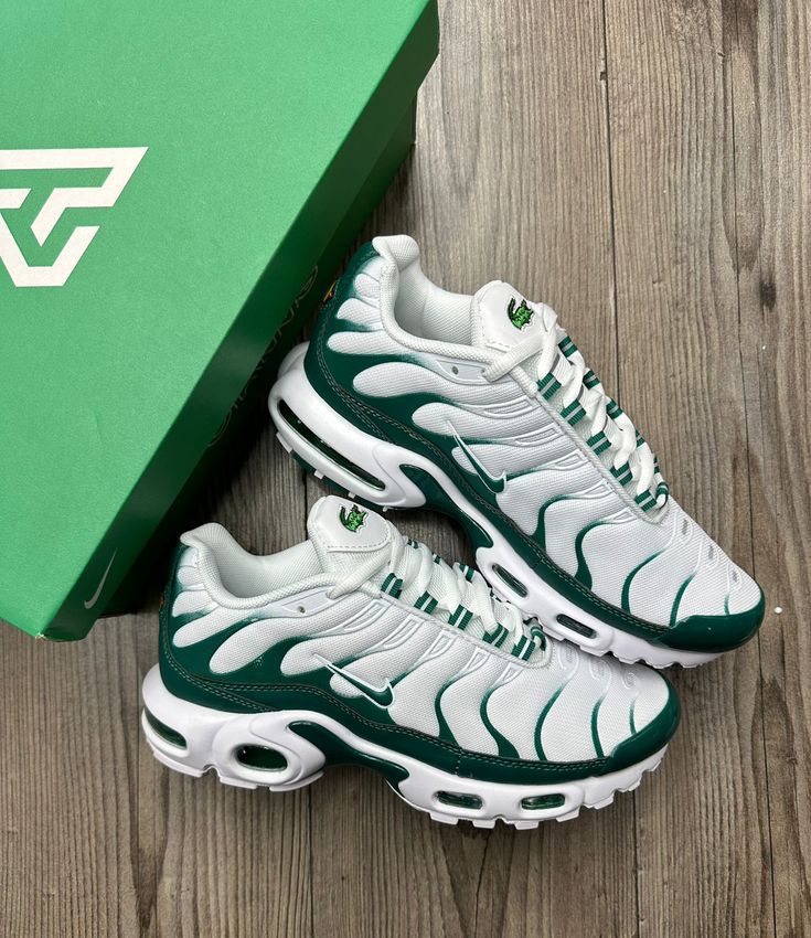 TN LACOSTE