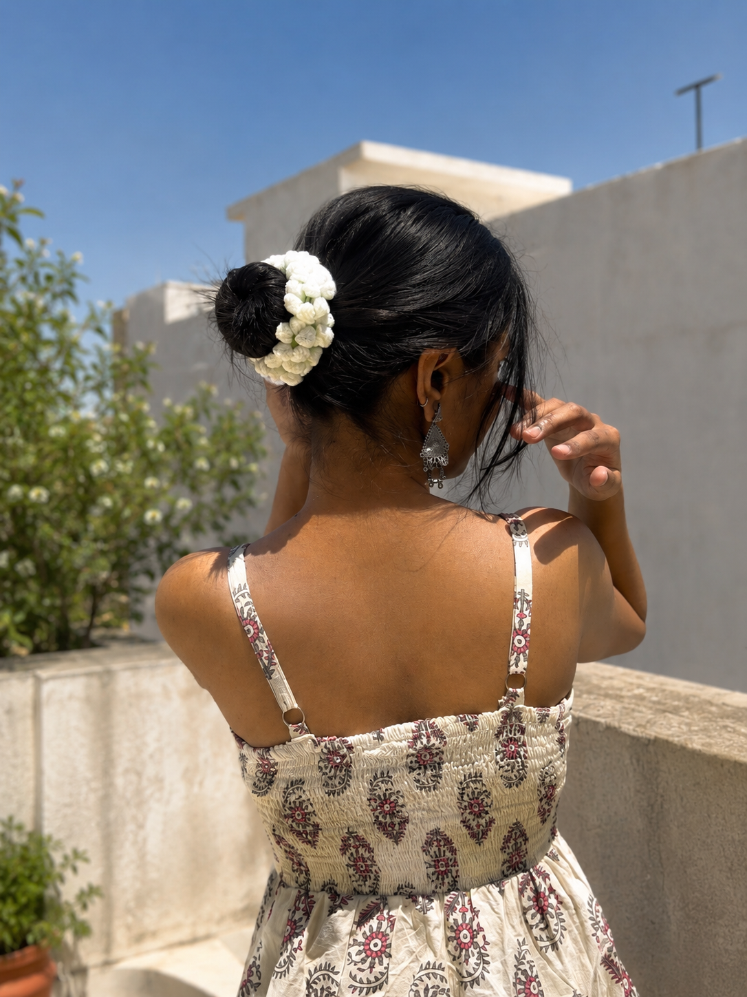 Gajra hair tie 