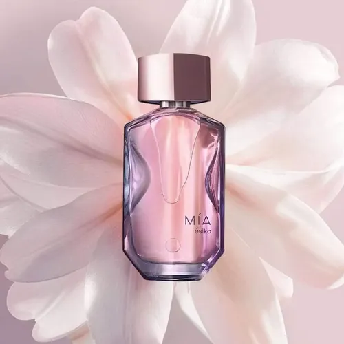 🌸 Mia – Esika 50 ml