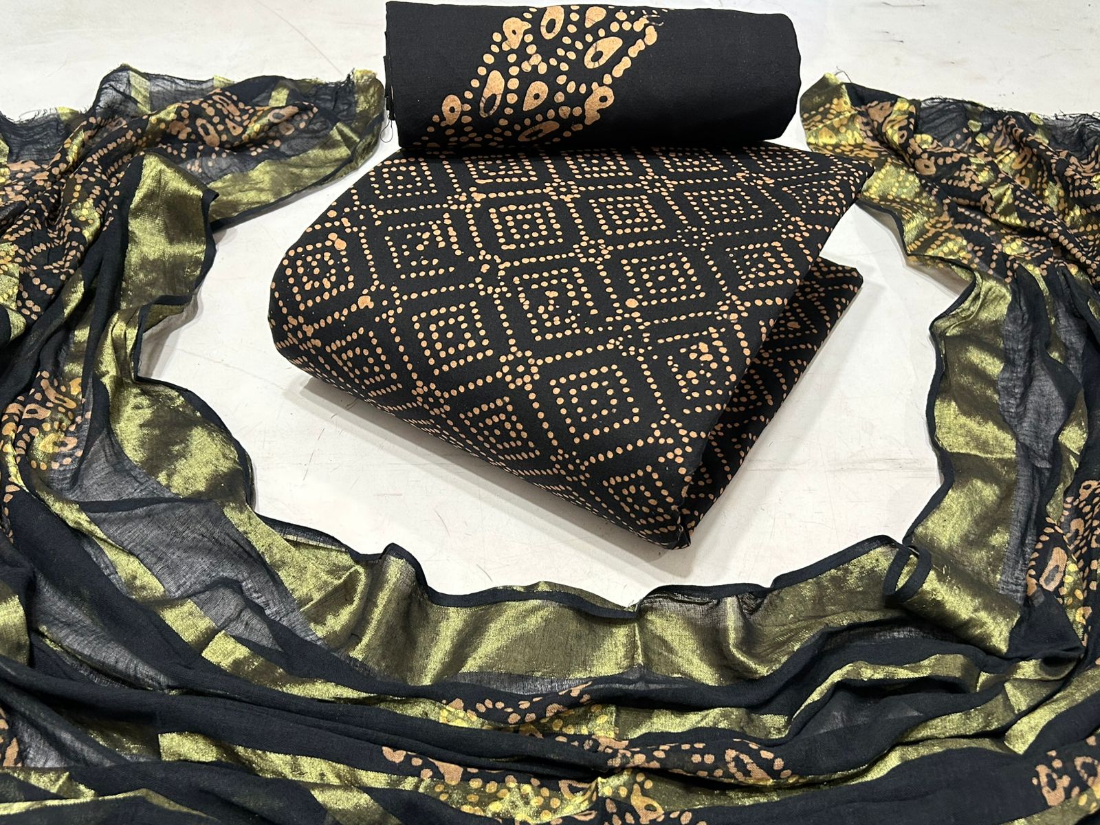 BATIK SPECIAL  2