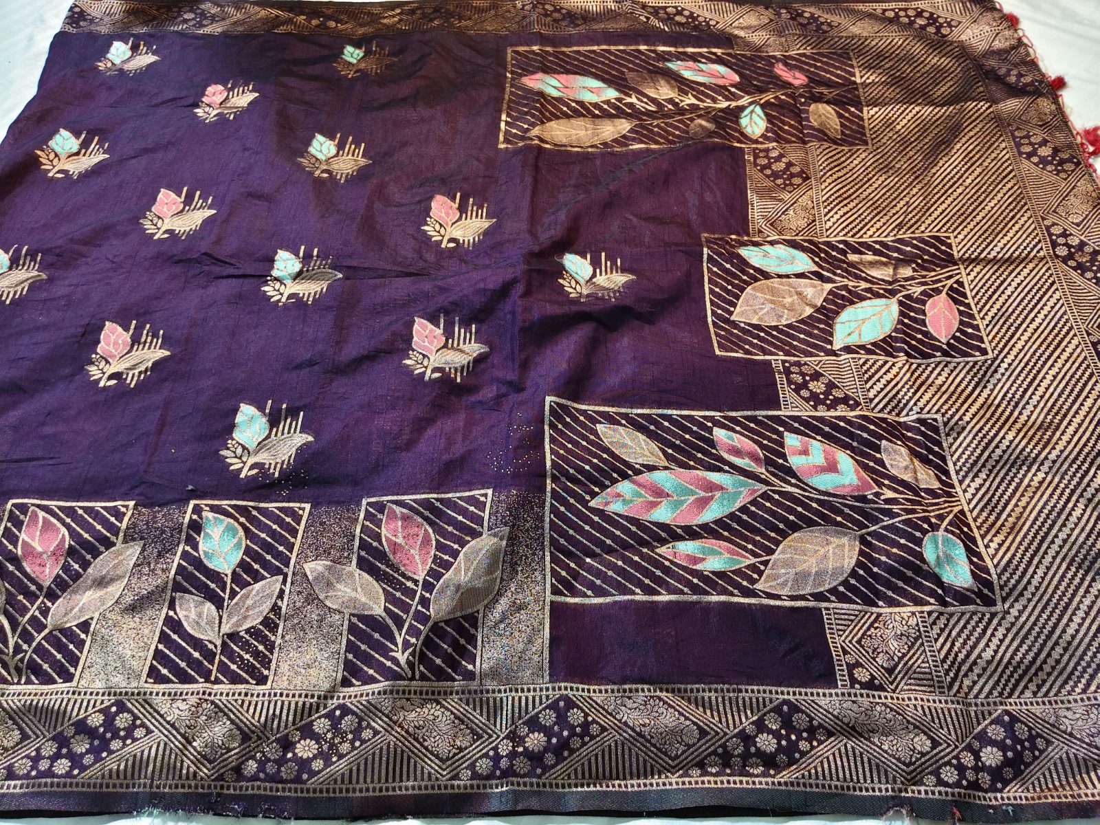 Banarasi Soft Silk Saree in Jamuni Purple with Antique Zari & Meenakari Weave 4