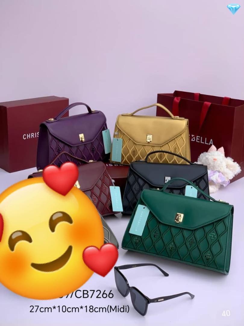 Coffret cadeau CHRISBELLA : sac à main + lunettes de soleil 3