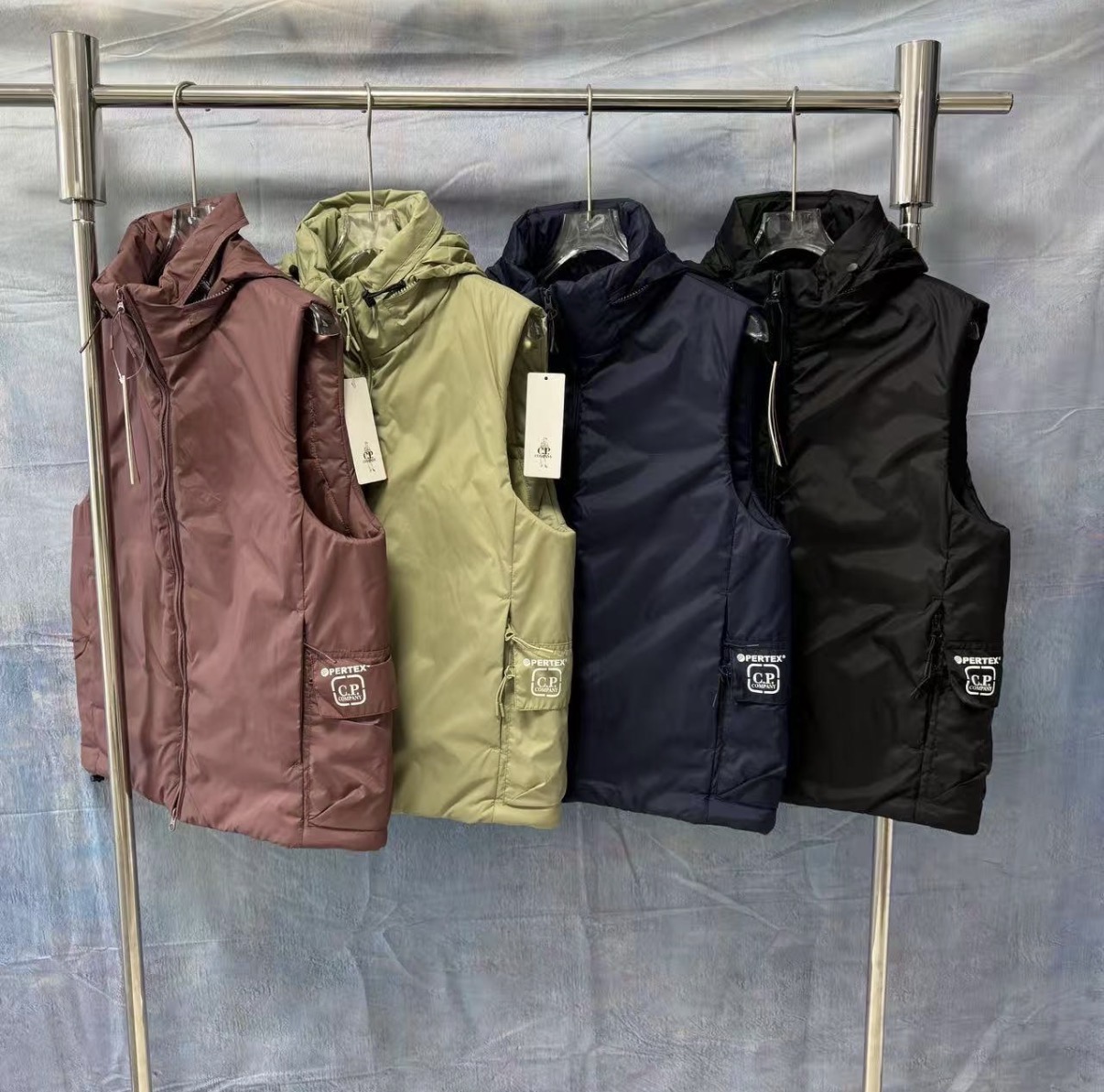 C.P. Veste sans manche