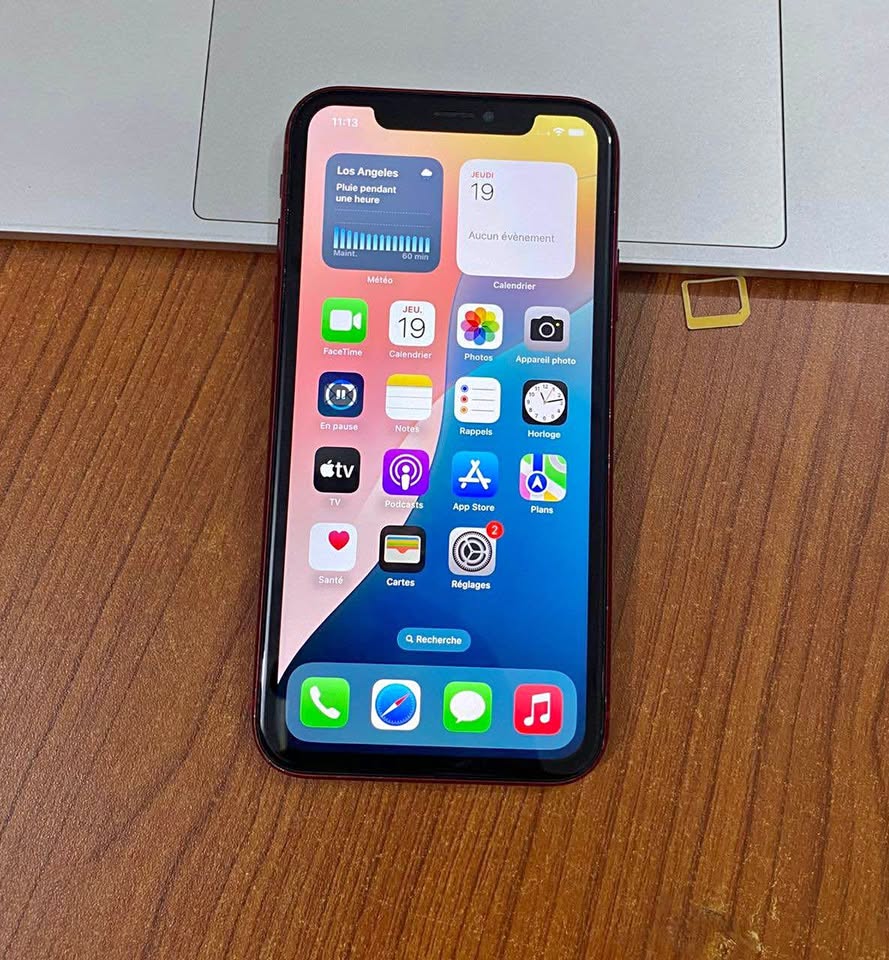 Iphone XR - Image 1