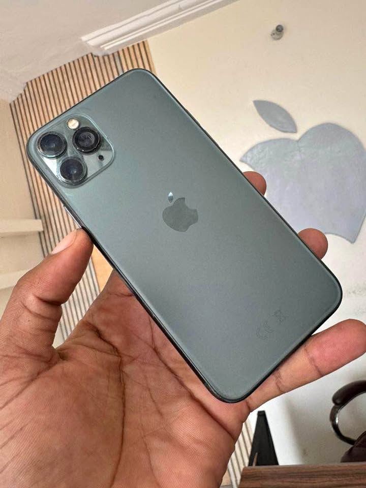 Iphone 11 Pro  3