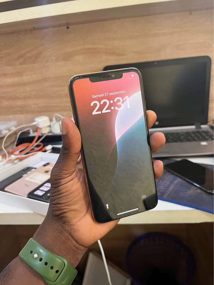 Iphone 11 Pro MAX 3