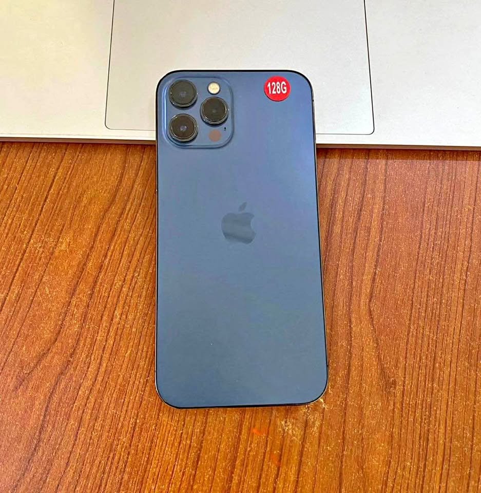 Iphone 12 PRO 3
