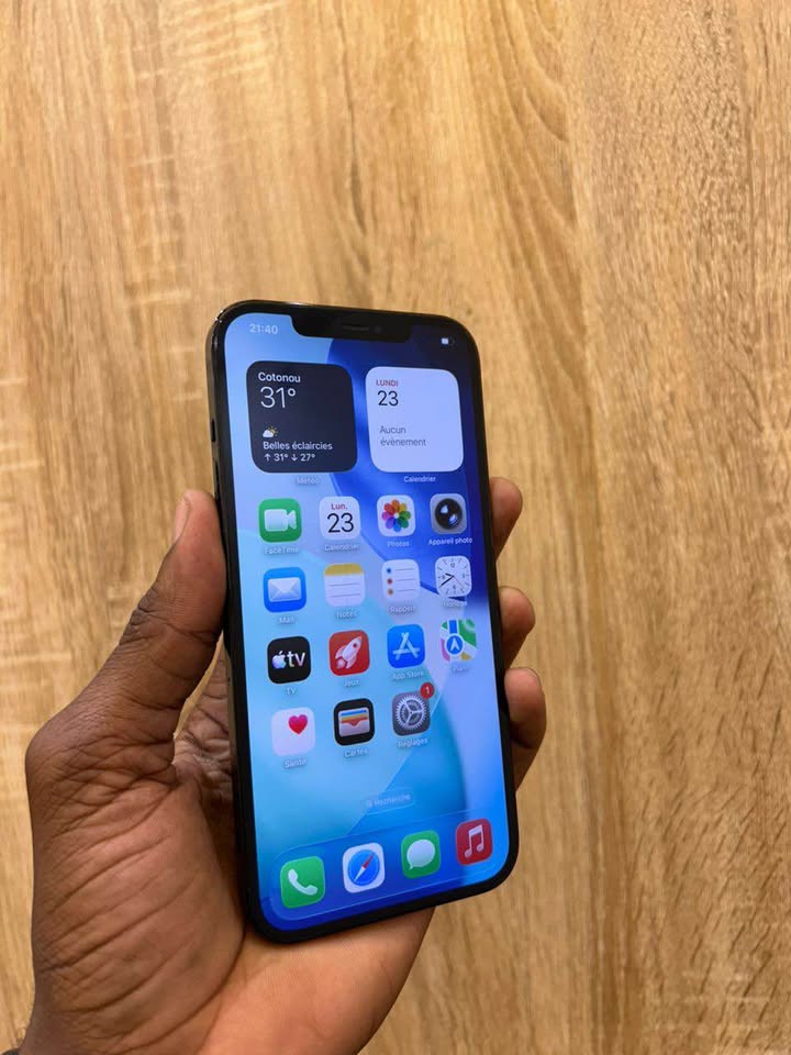 Iphone 12 PRO MAX 4