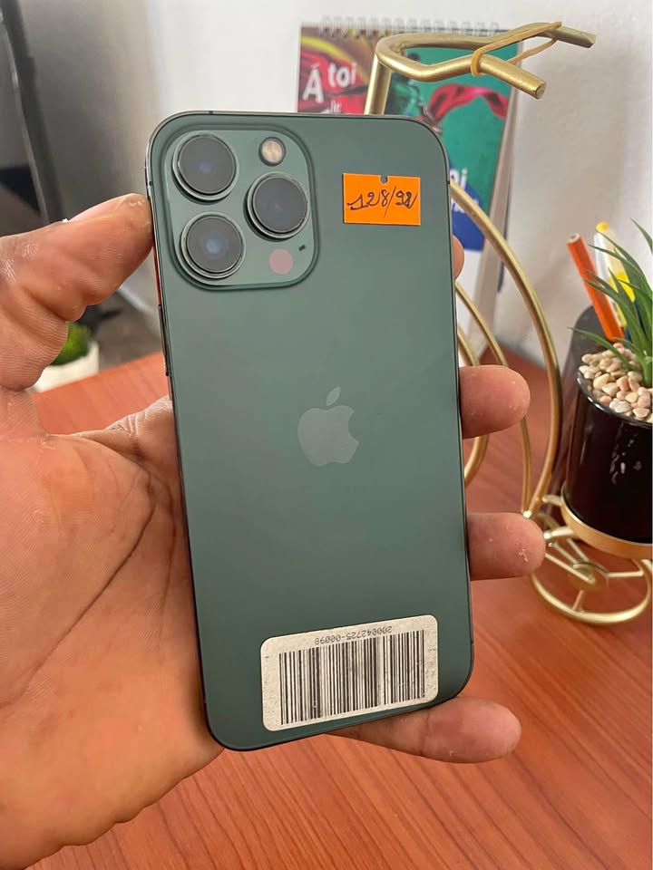 IPHONE 13 PRO MAX 4