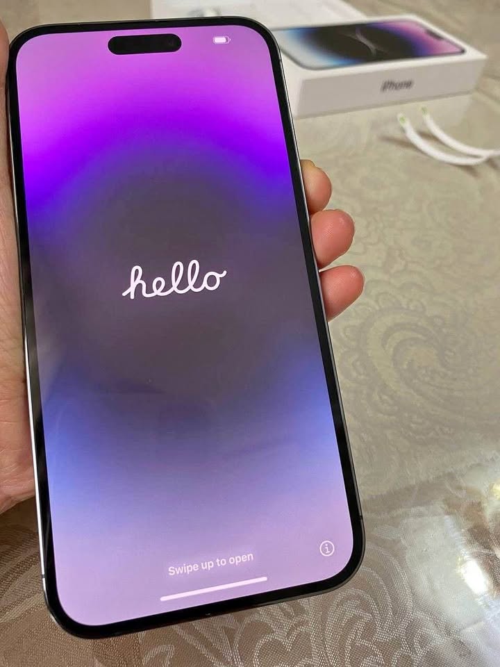 Iphone 15 PRO MAX 2