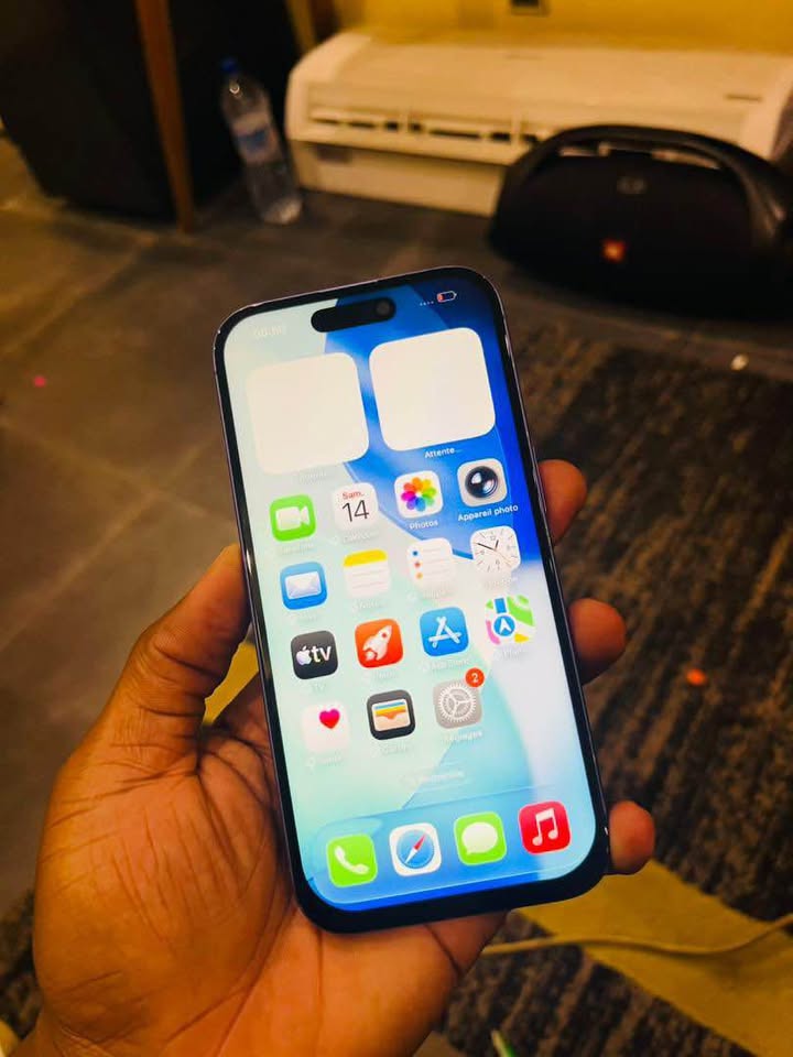 Iphone 16 PLUS 2
