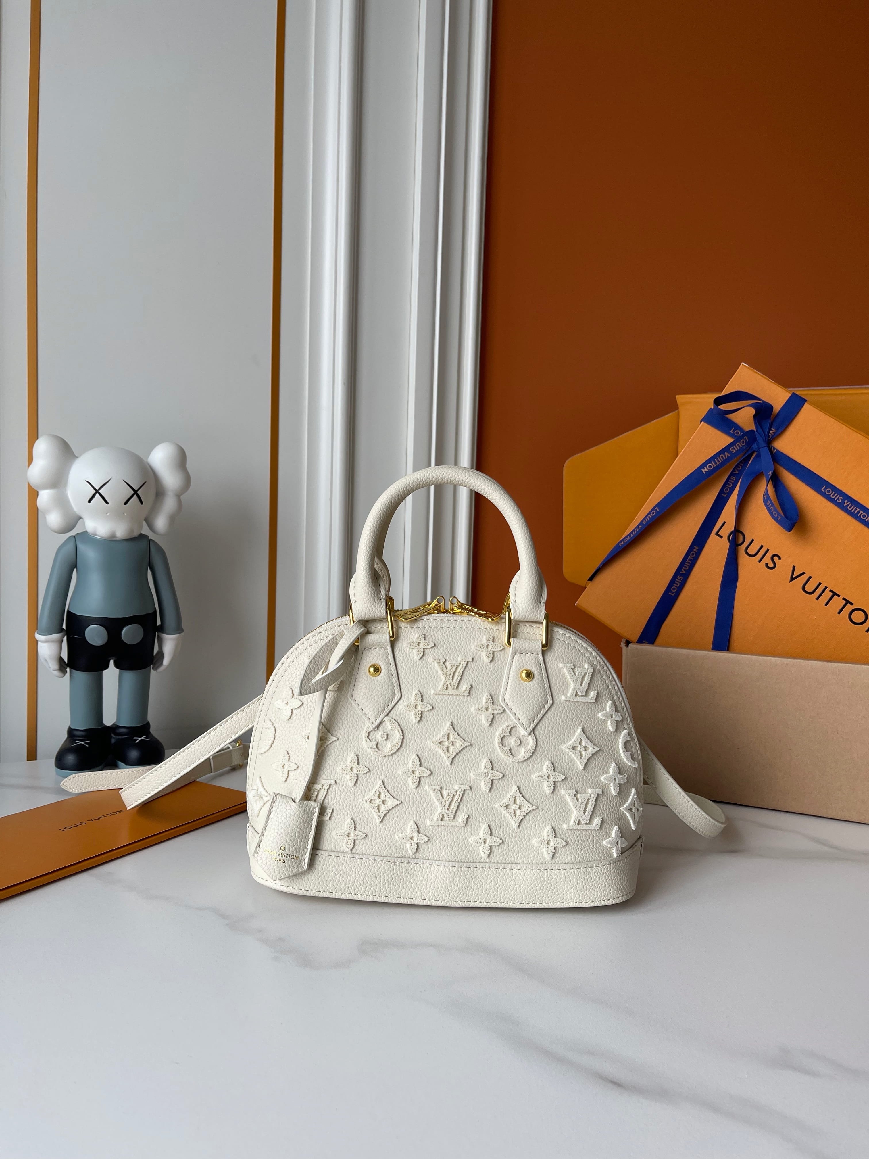 capsule collection - Image 1