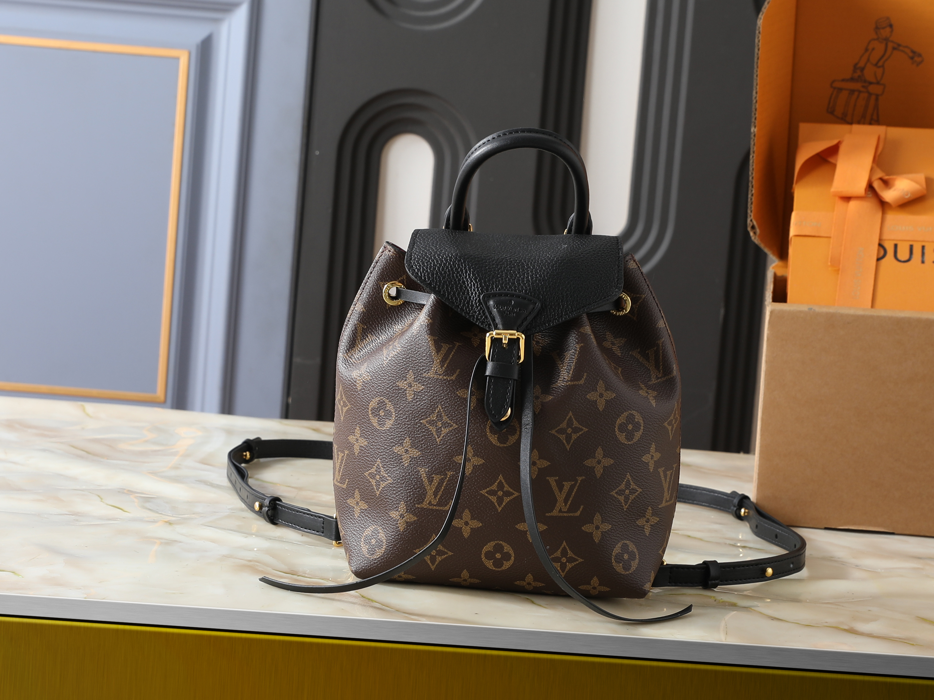 29Designer bag 4