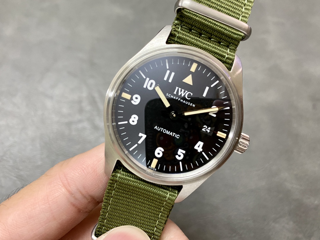 54Designer watches 4