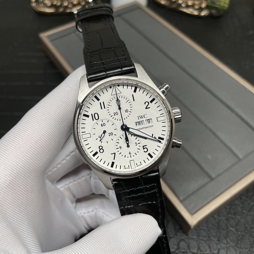 55Designer watches 3