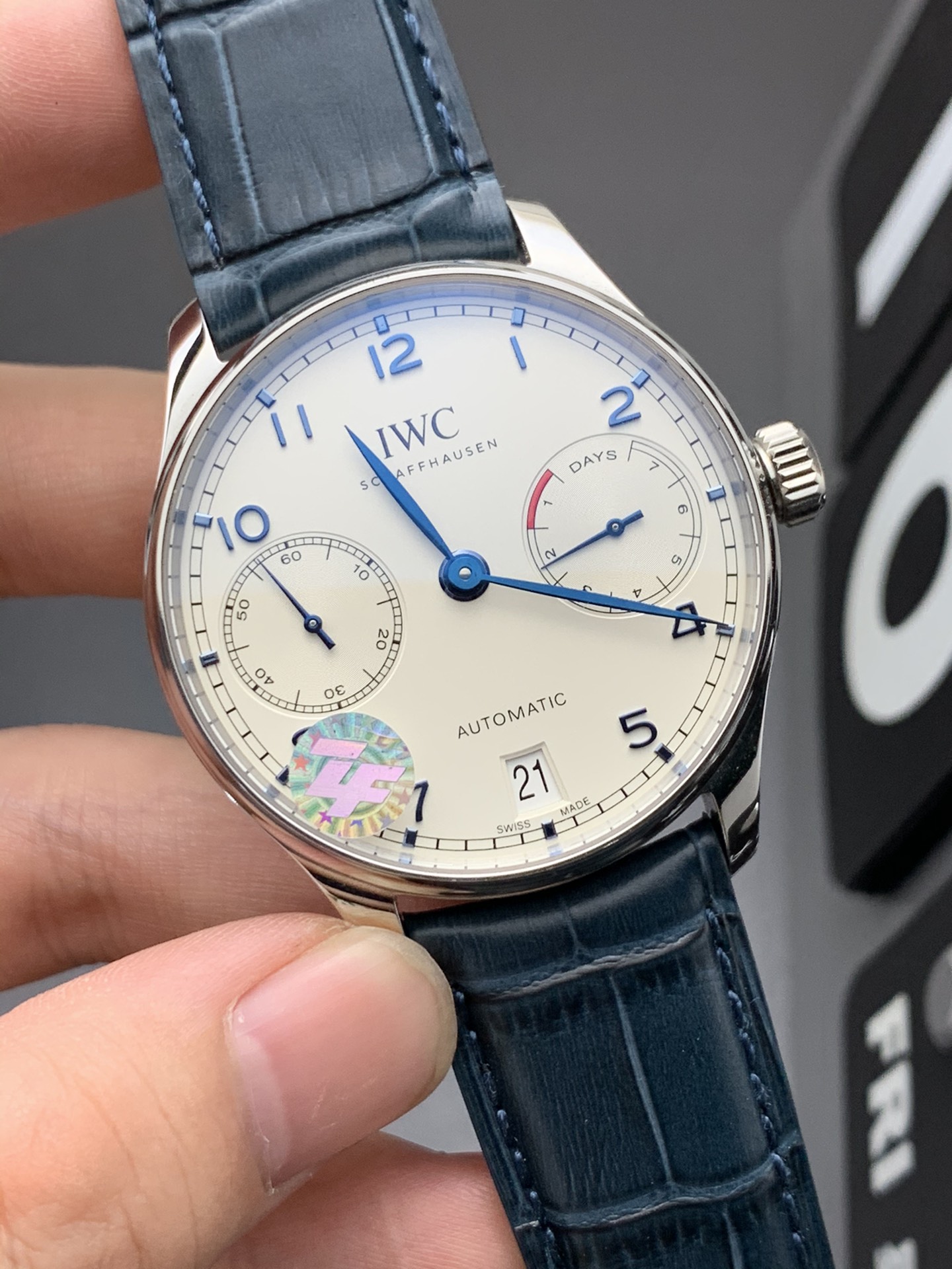 56Designer watches 4