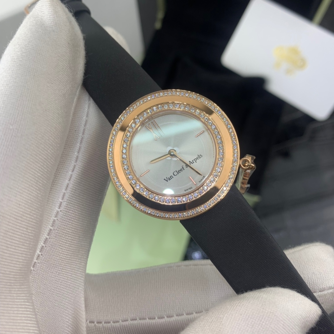 76Designer watches