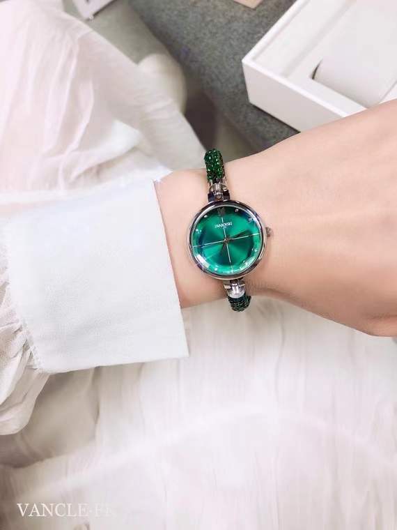 82Designer watches