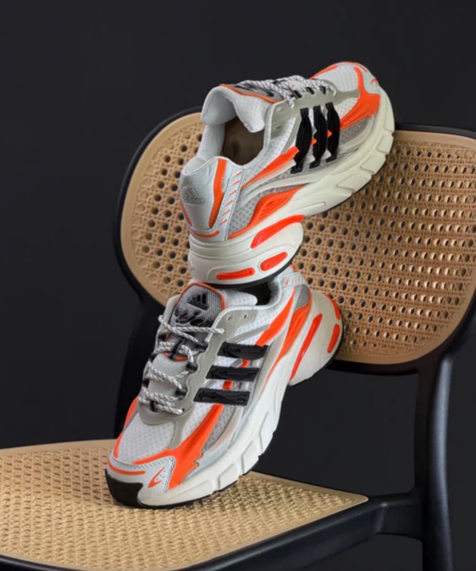 Calzado NK naranja 