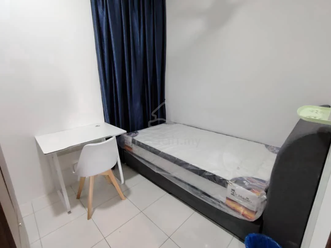 Main view of landed house