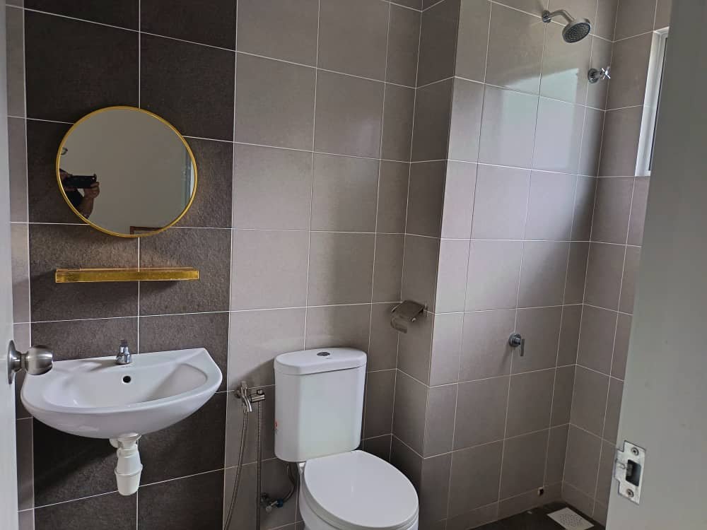 Interior view of Keranji 2, Greenwoods