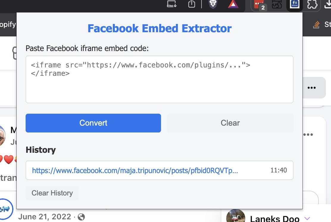 Screenshot of the Facebook Embed Link Extractor extension popup
