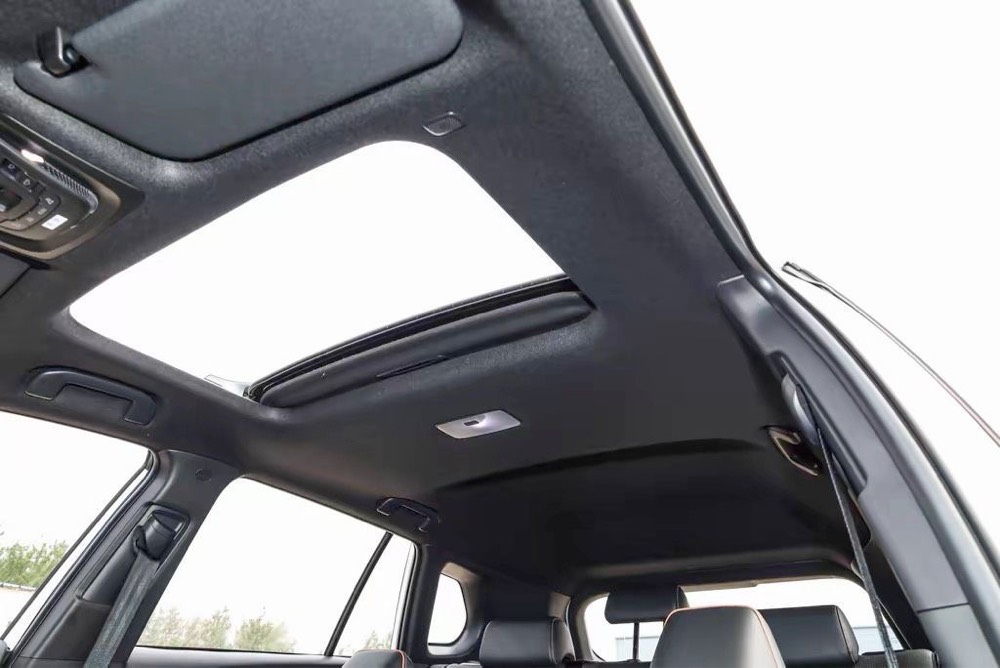Toyota Corolla Cross 2025 photo 4