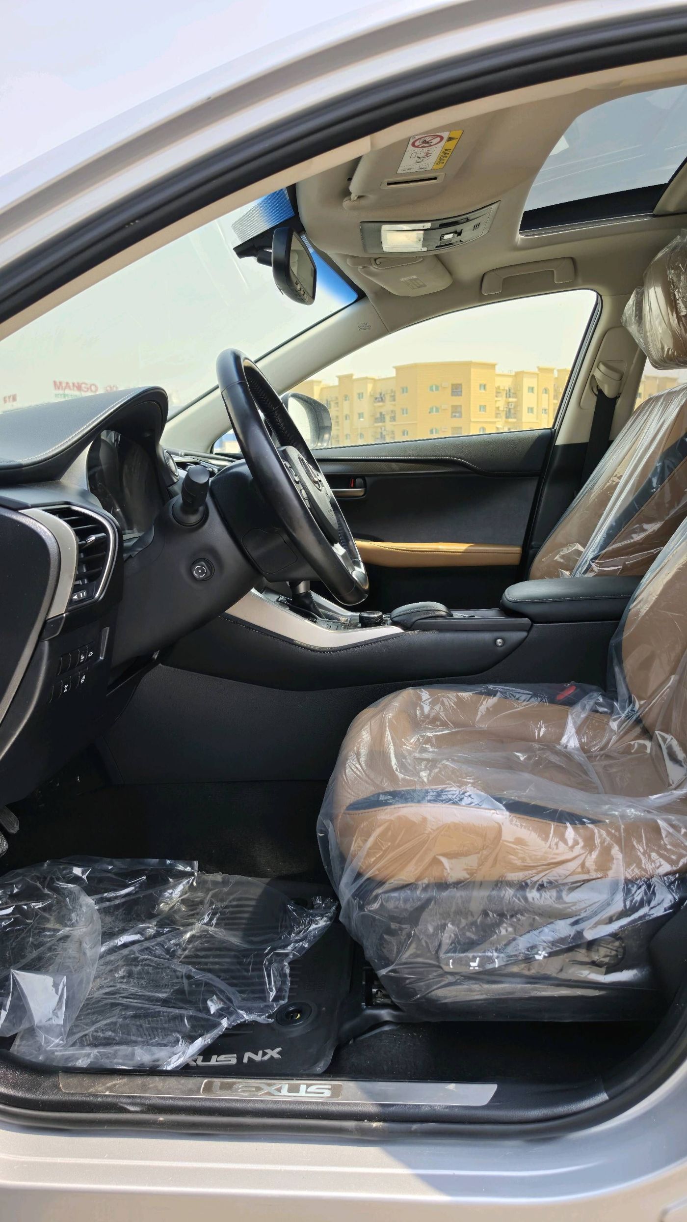Lexus NX photo 6
