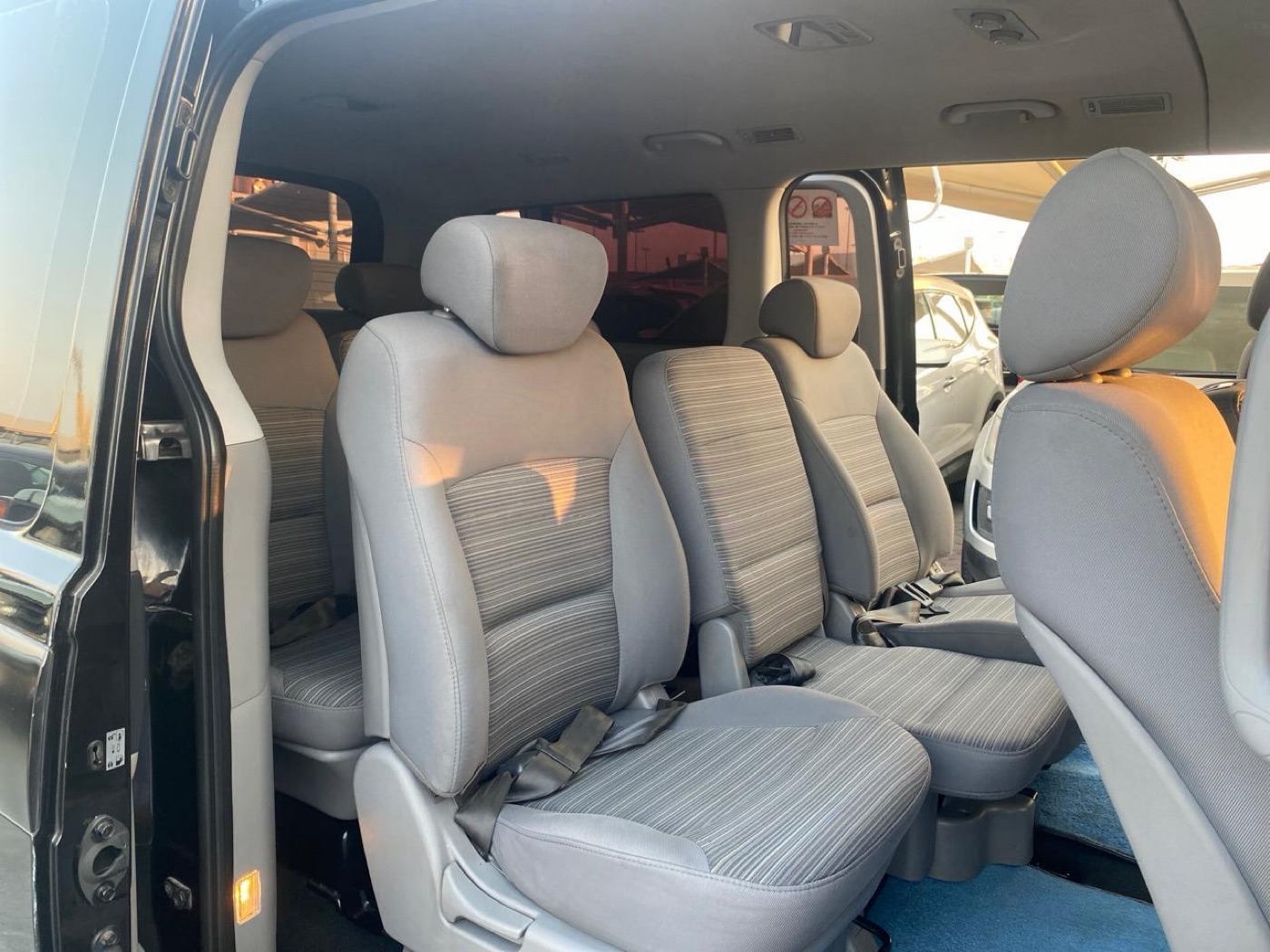 Hyundai H1 photo 10