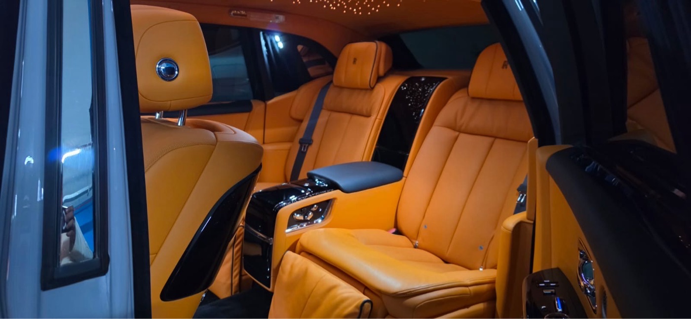 Rolls-Royce Phantom photo 4
