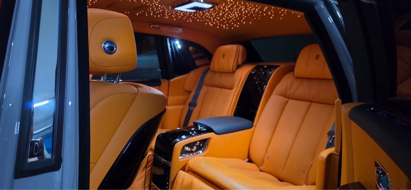 Rolls-Royce Phantom photo 5