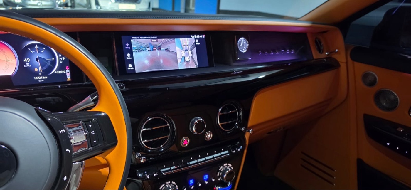 Rolls-Royce Phantom photo 10