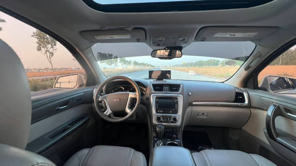 GMC Acadia 2015 photo 5