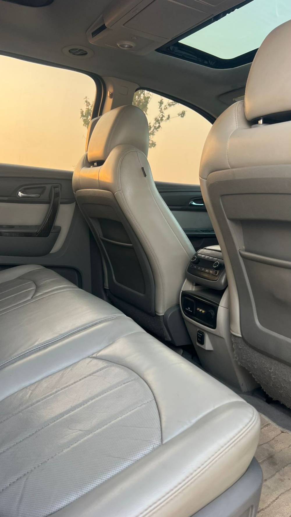 GMC Acadia 2015 photo 9