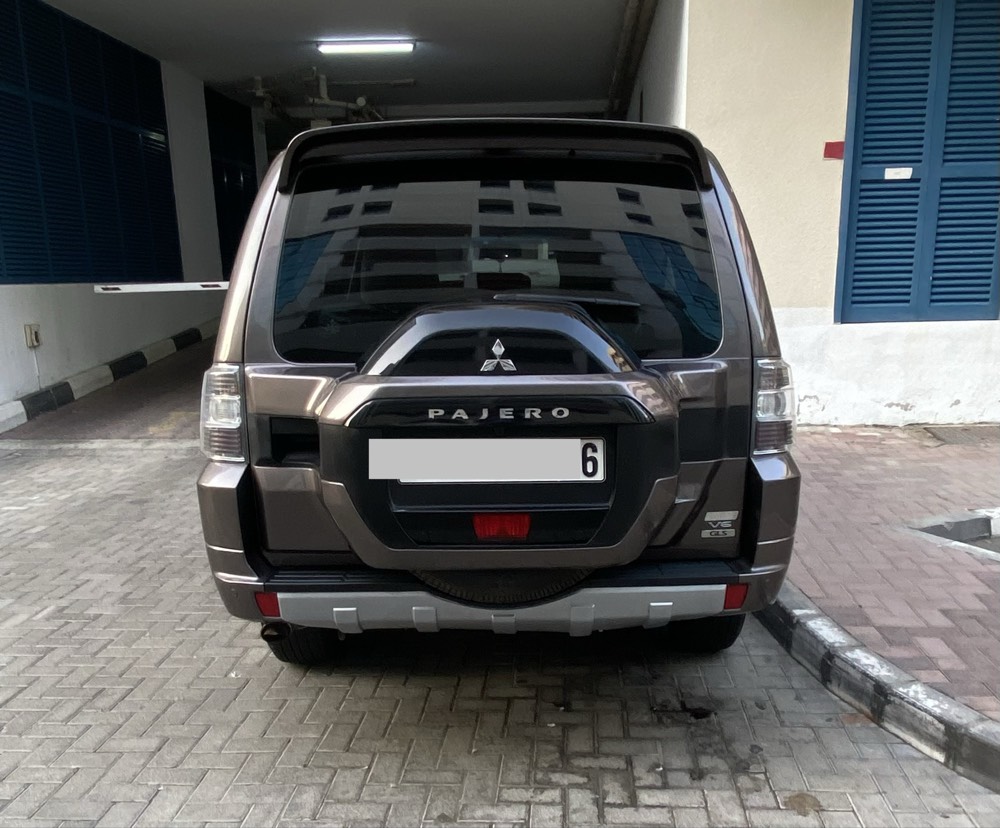 Mitsubishi Pajero 2015 photo 6