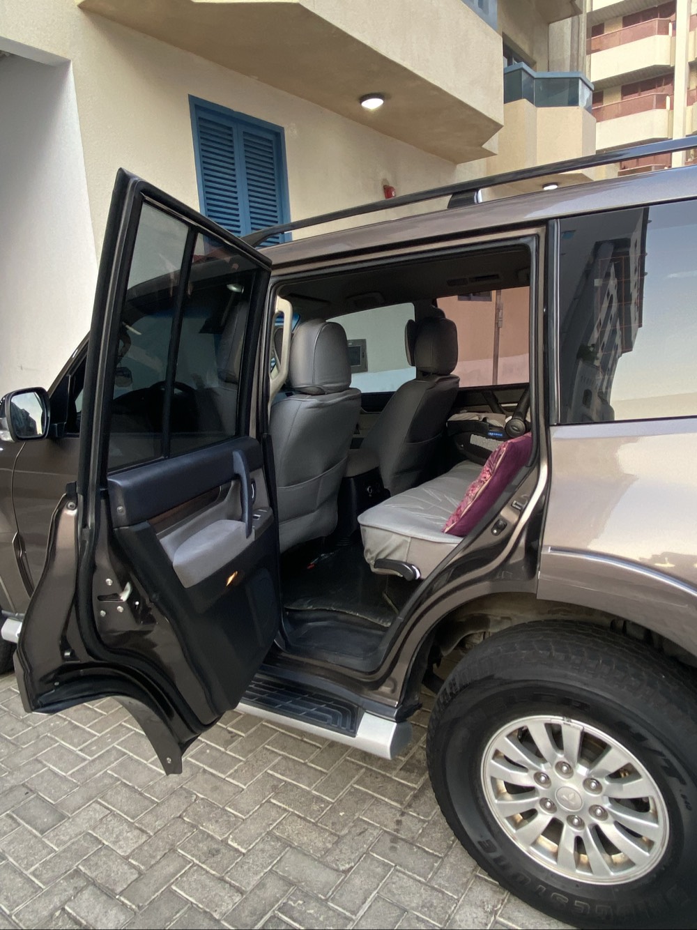 Mitsubishi Pajero 2015 photo 7