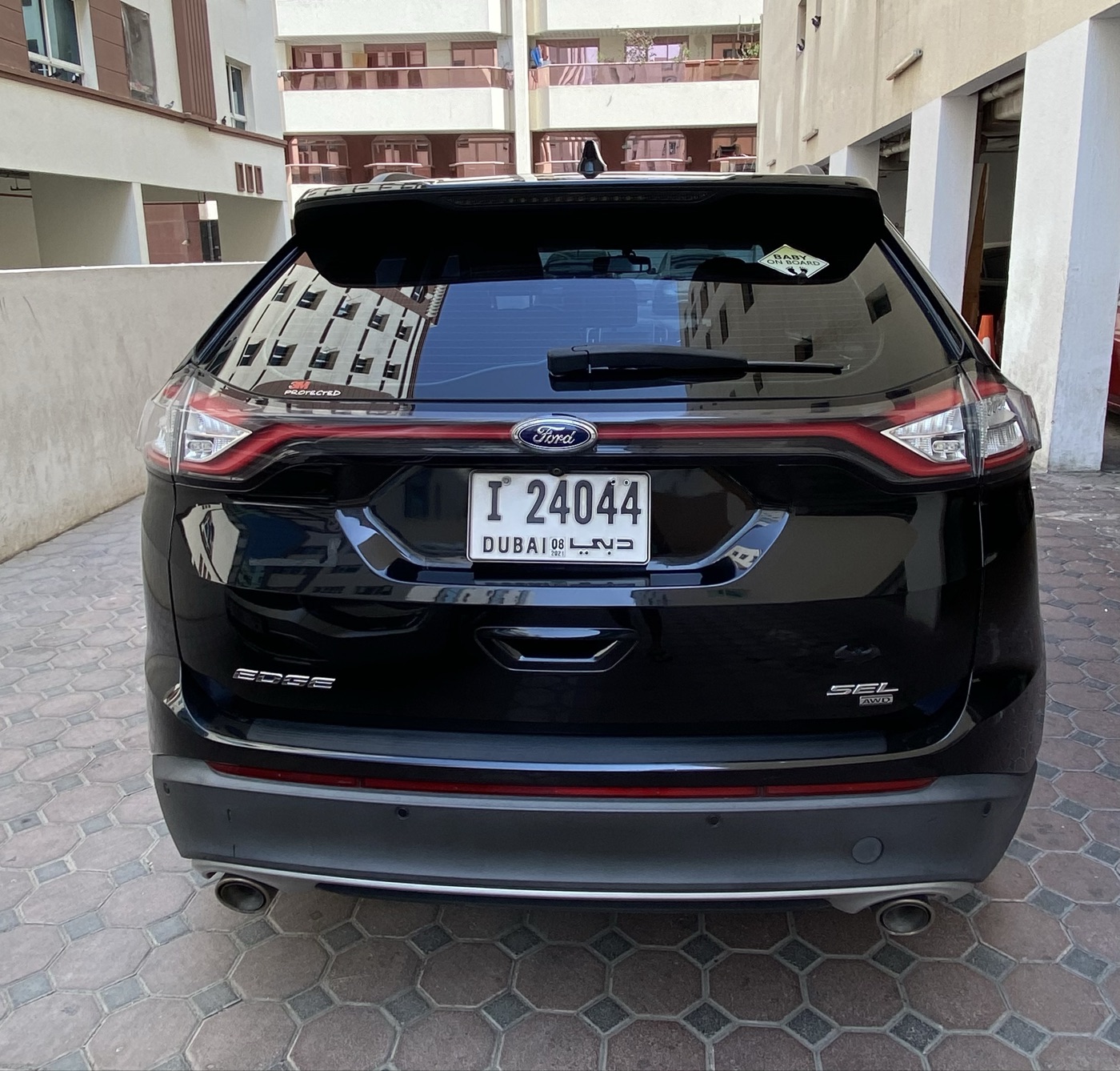Ford Edge photo 2