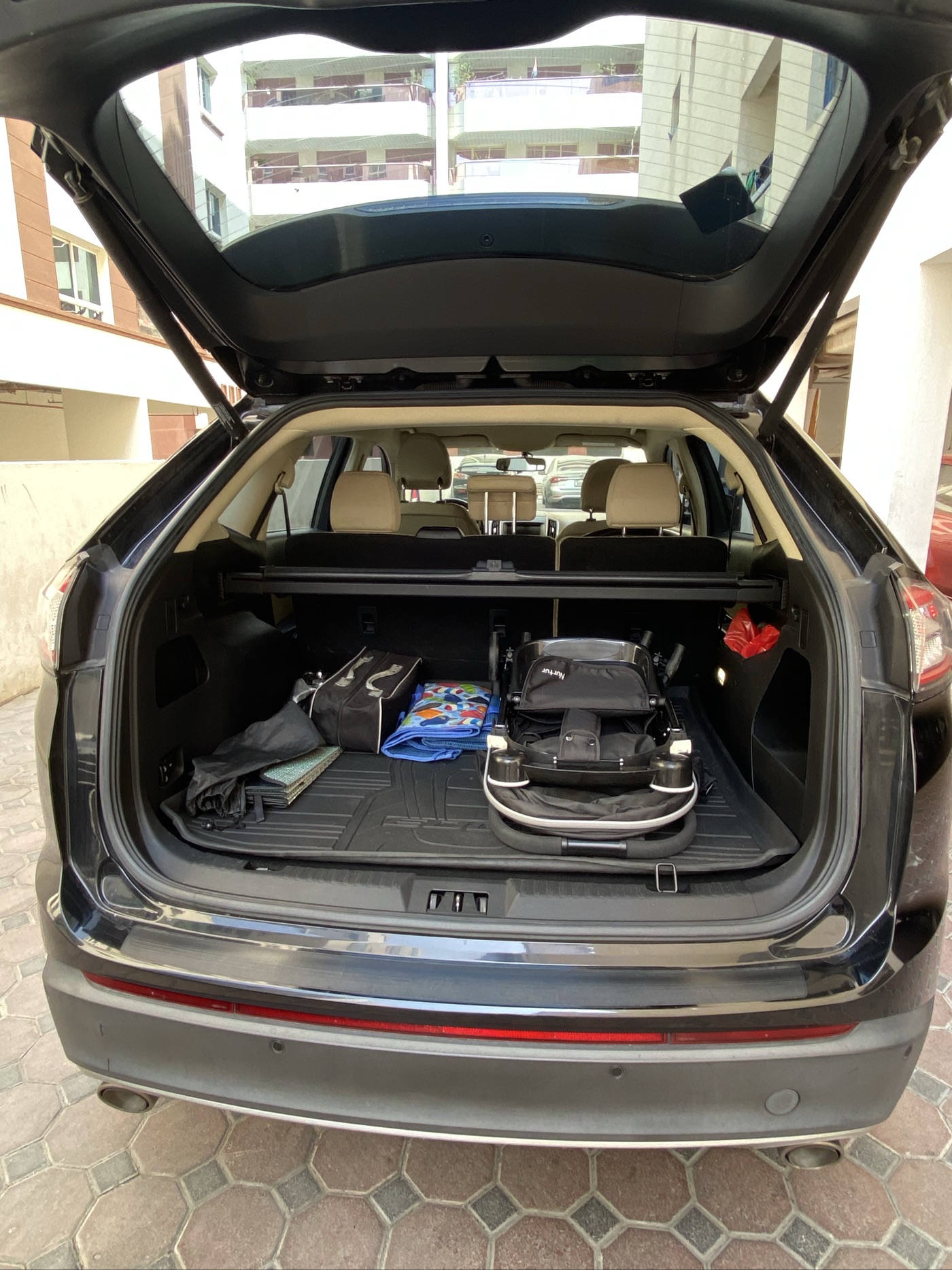Ford Edge photo 3