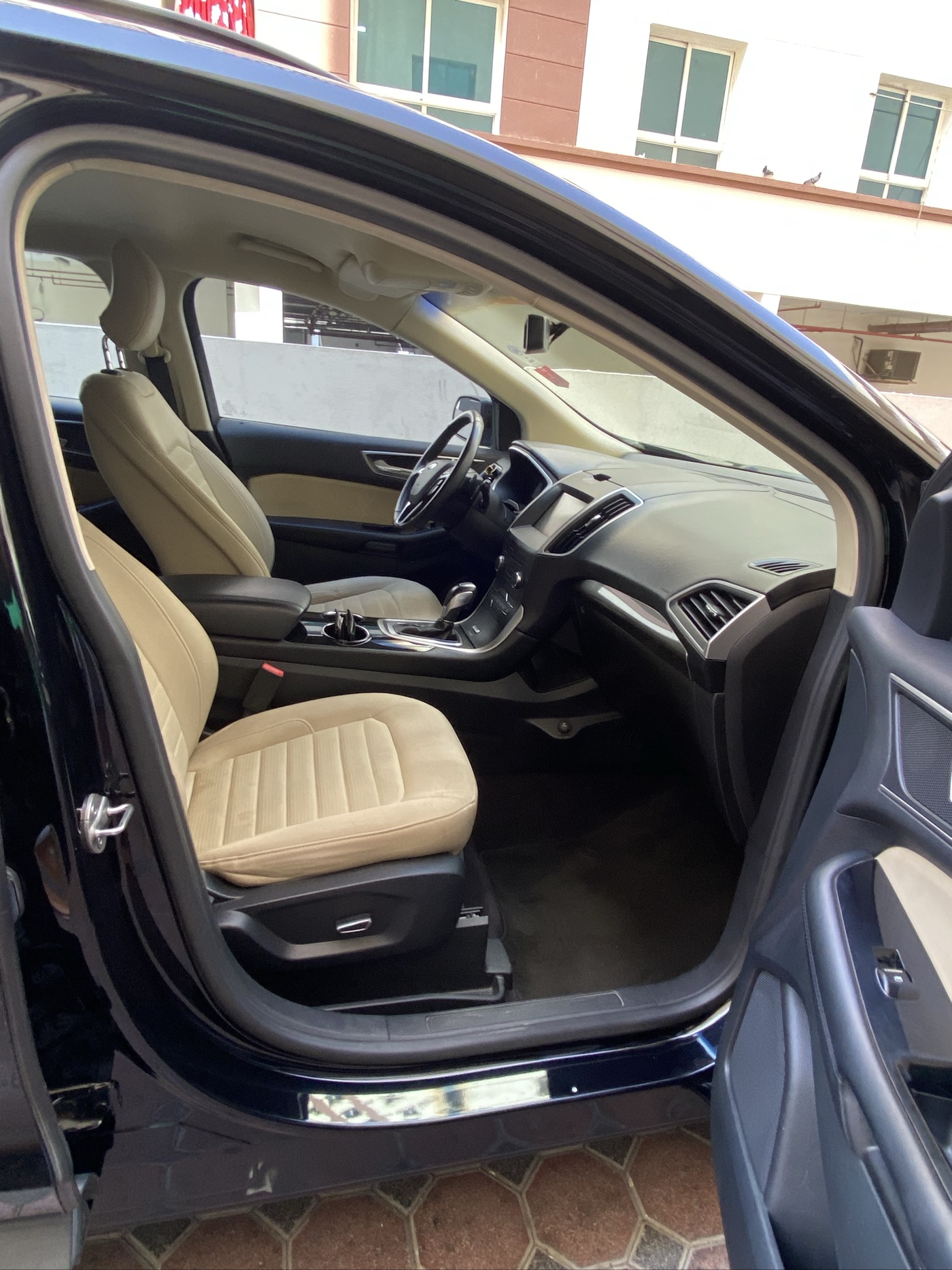 Ford Edge photo 9