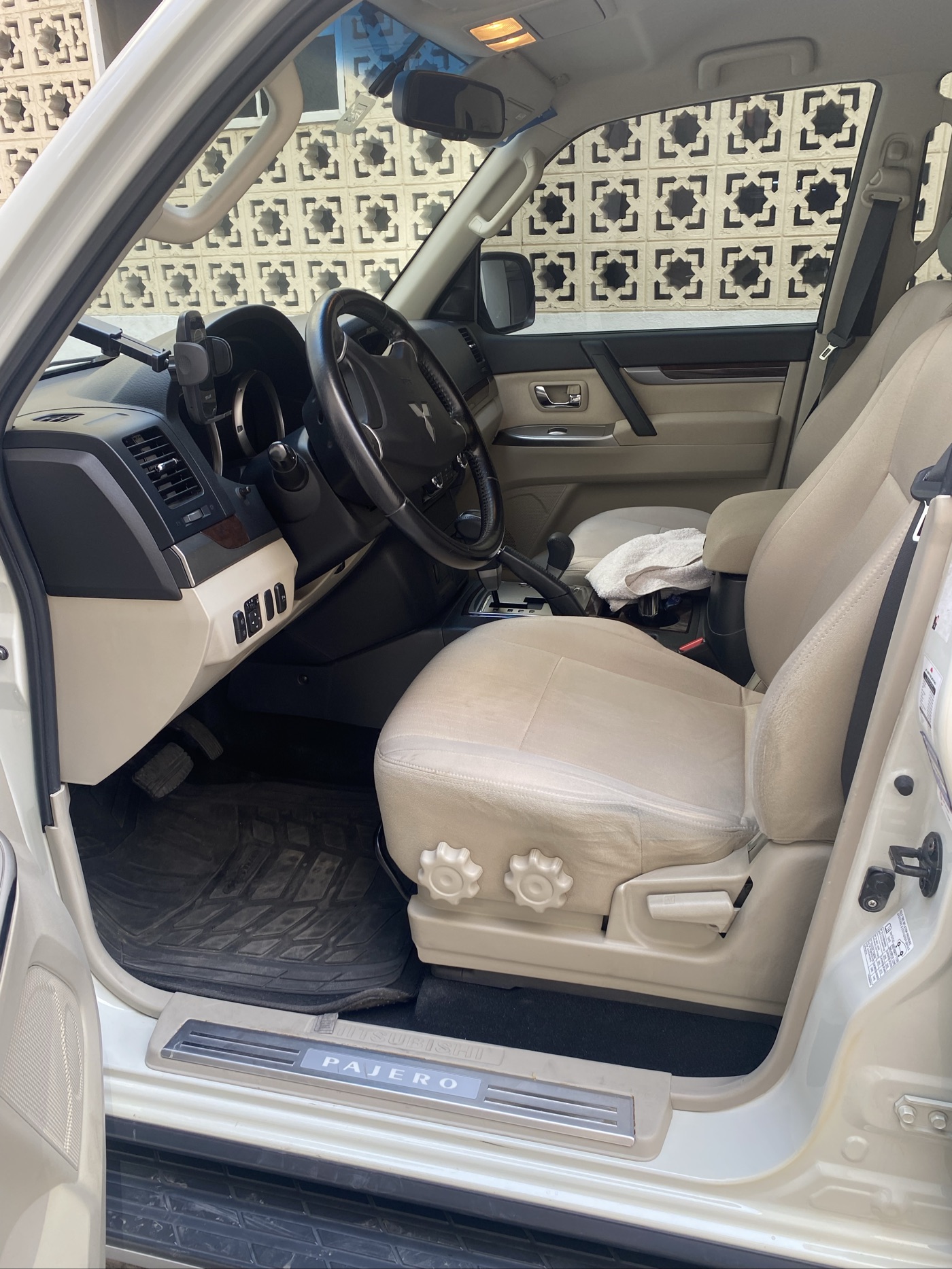 Mitsubishi Pajero photo 7