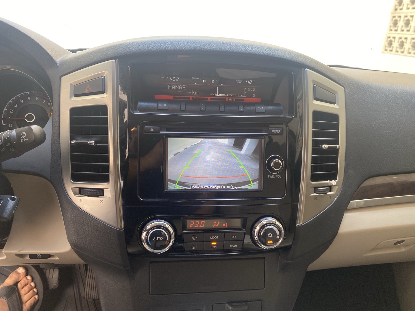 Mitsubishi Pajero photo 9