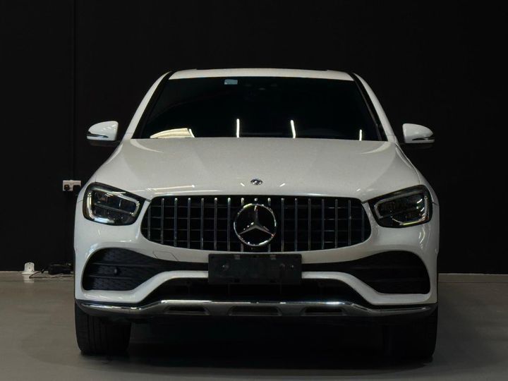 Mercedes-Benz GLC 300E