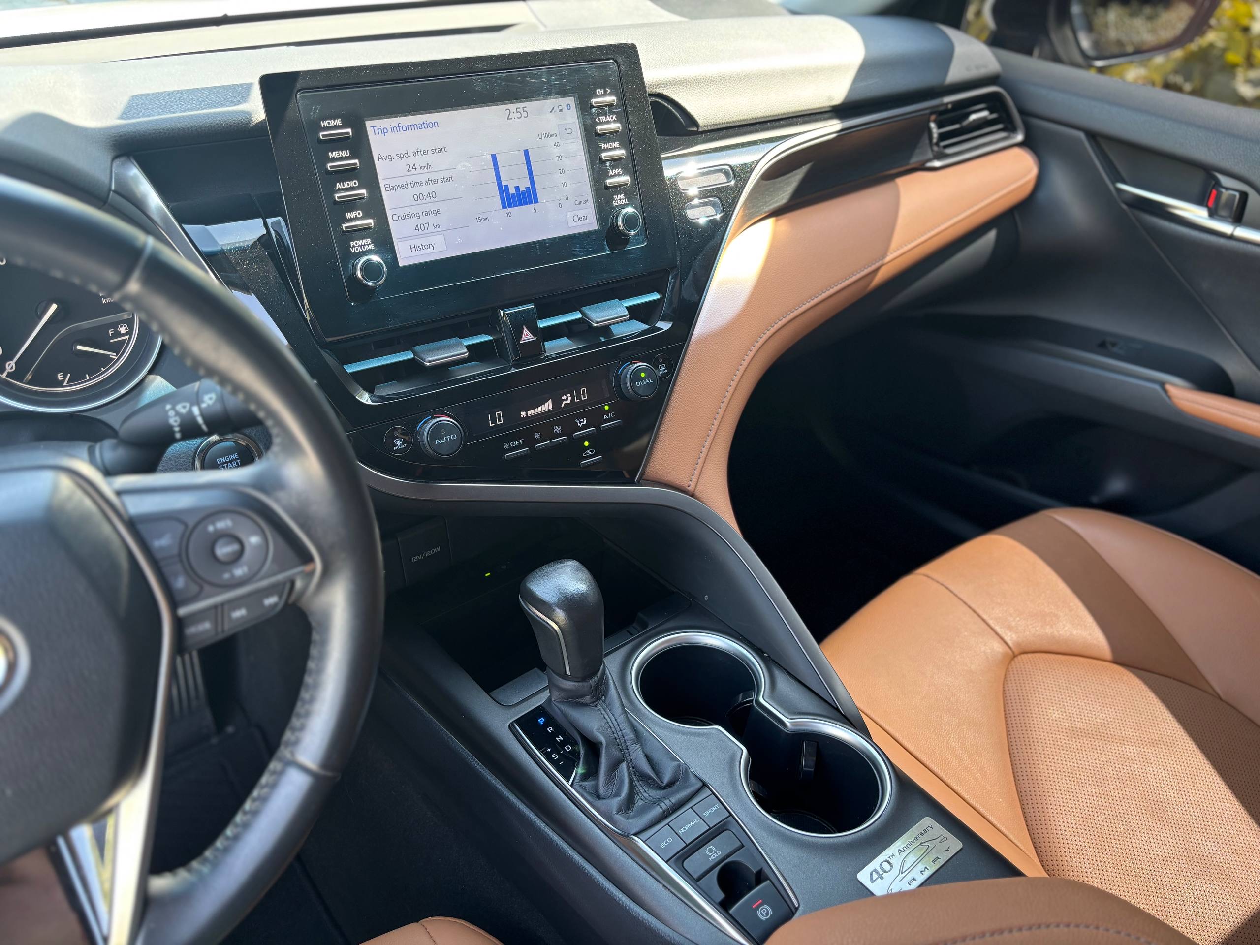 Toyota Camry photo 9