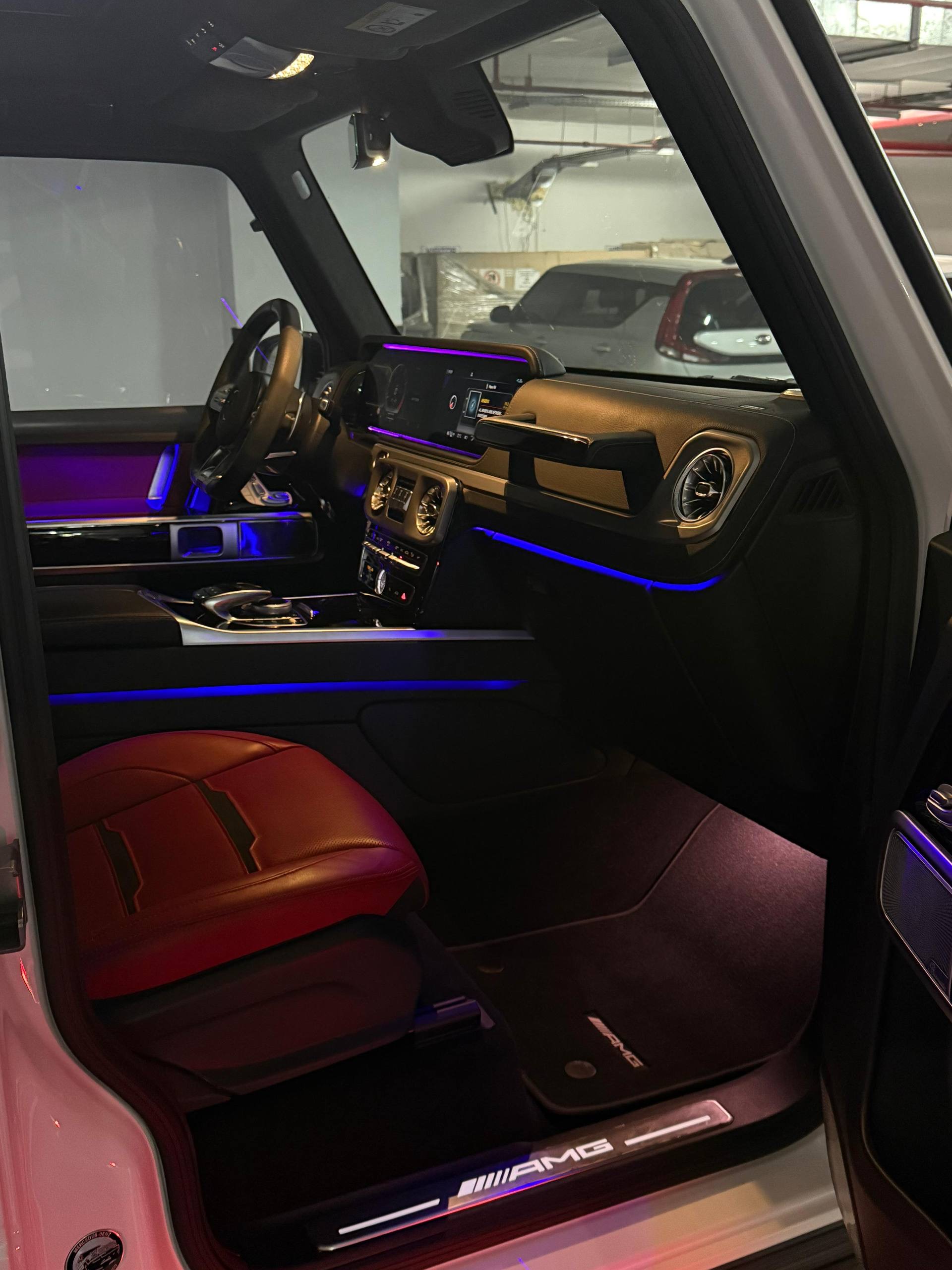 Mercedes-Benz G63 photo 9