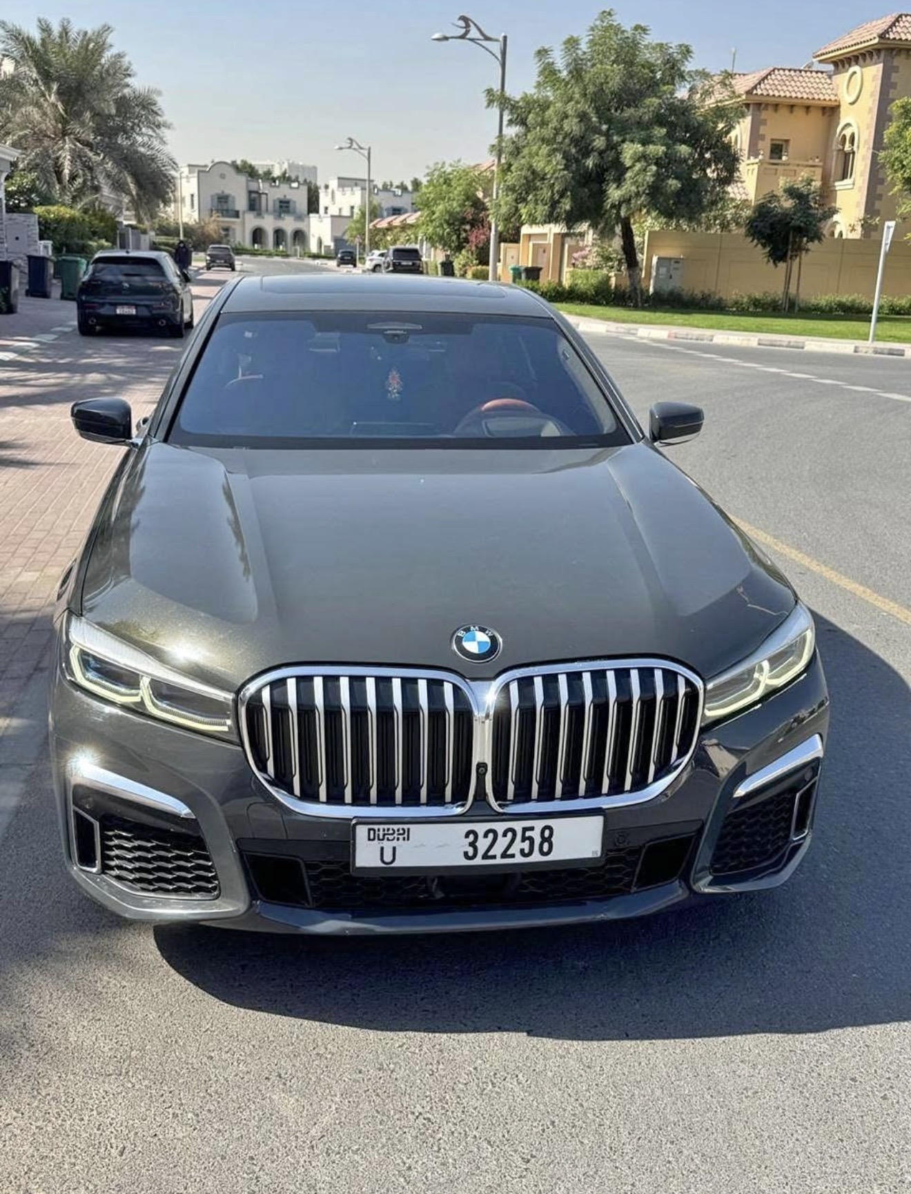 BMW 740 photo 3