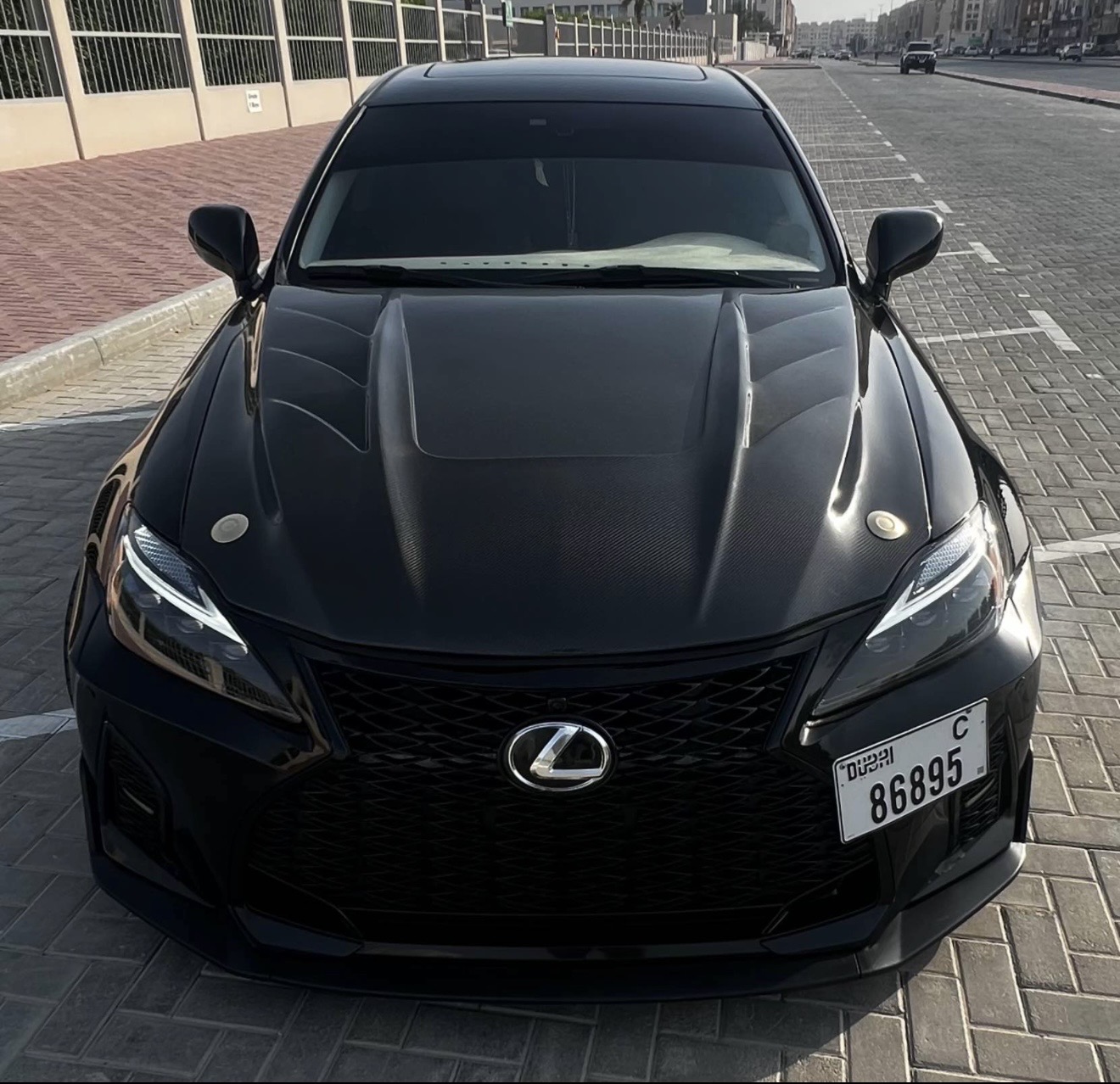 Lexus IS350 photo 3