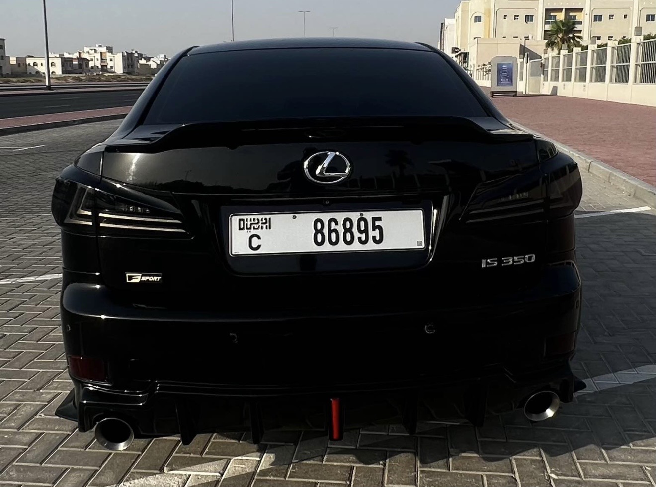 Lexus IS350 photo 4