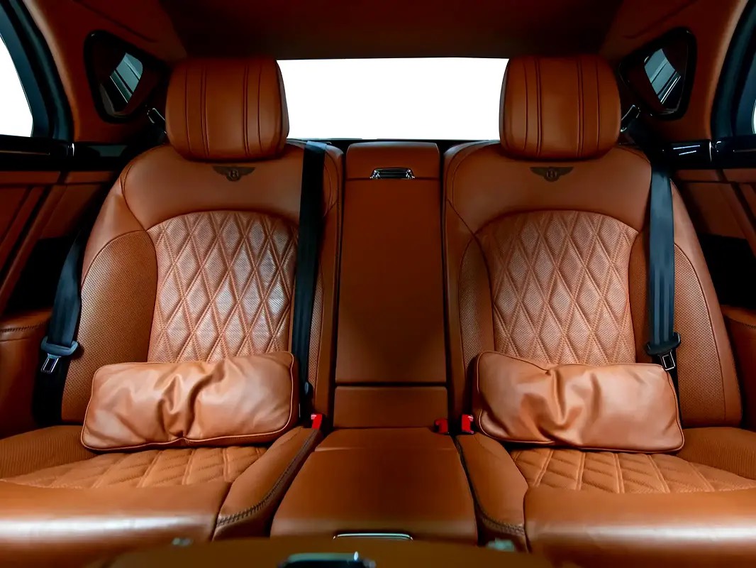Bentley Mulsanne Speed photo 8