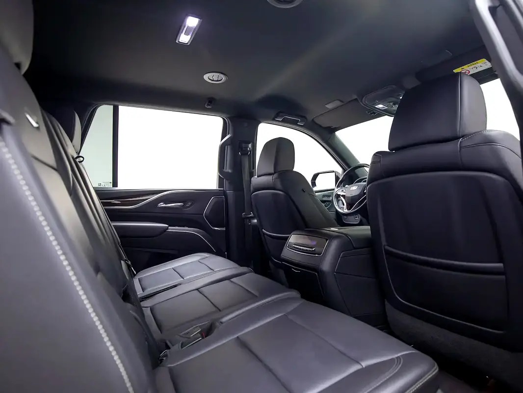 Cadillac Escalade Luxury photo 8
